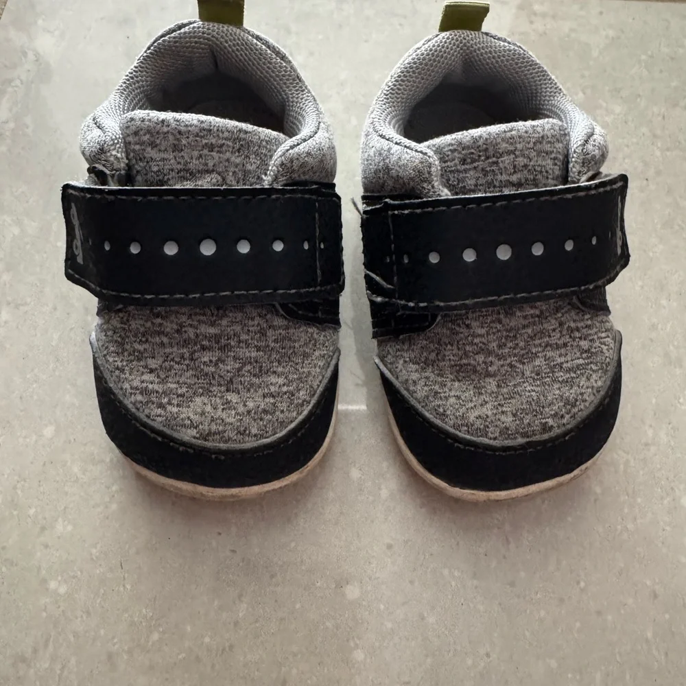 See Kai Run first walker size 4 - Picture 1 of 3